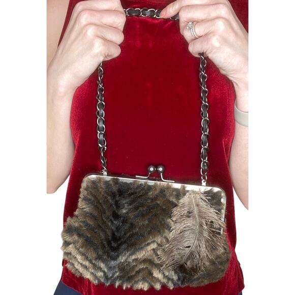 Chico's Brown Faux Fur Velvet Feather Kisslock Chain Strap Y2K Aesthetic Bag - Picture 1 of 5
